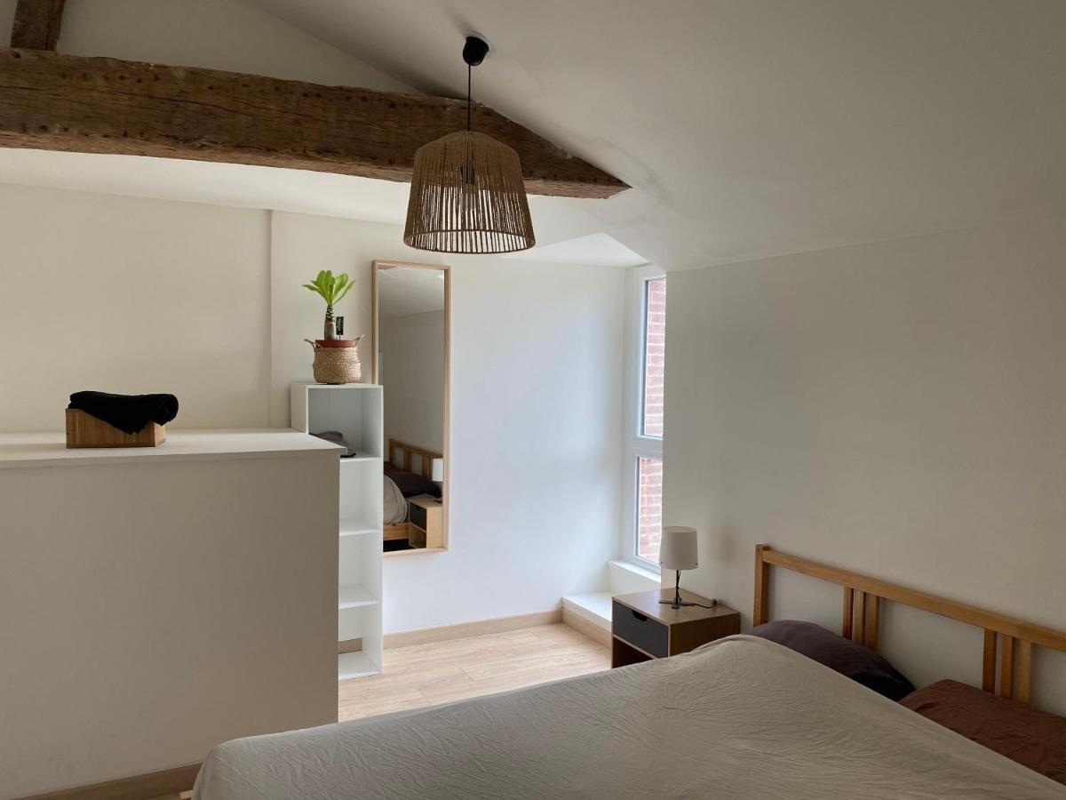 Charmant Appartement Avec Spa Fontenay-le-Comte Bagian luar foto